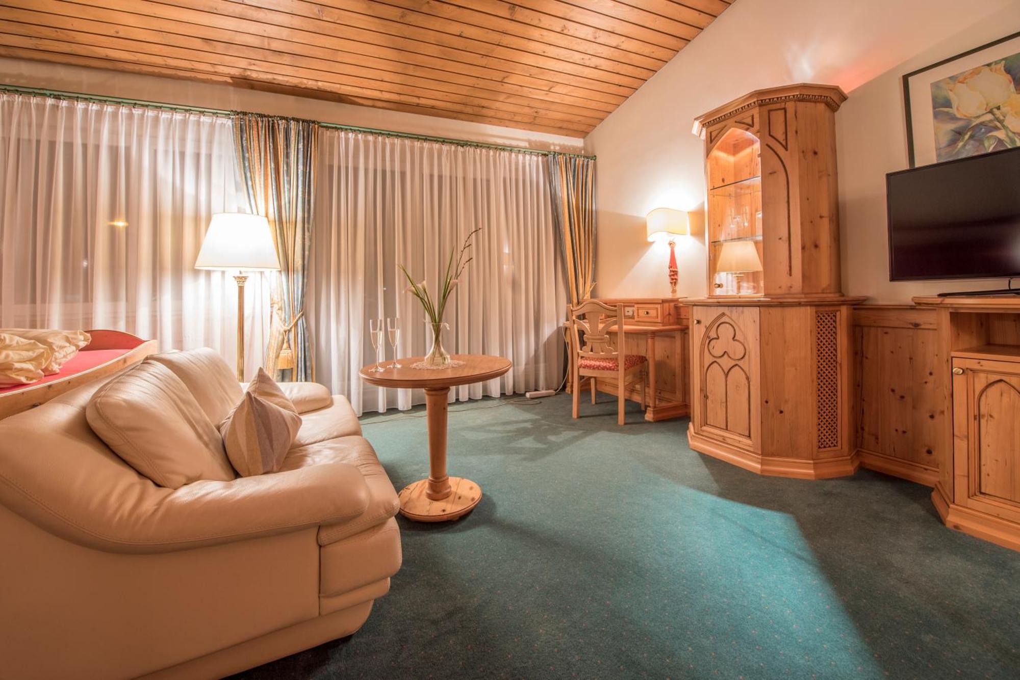 Hotel Vitalquelle Montafon 쉬룬즈 외부 사진